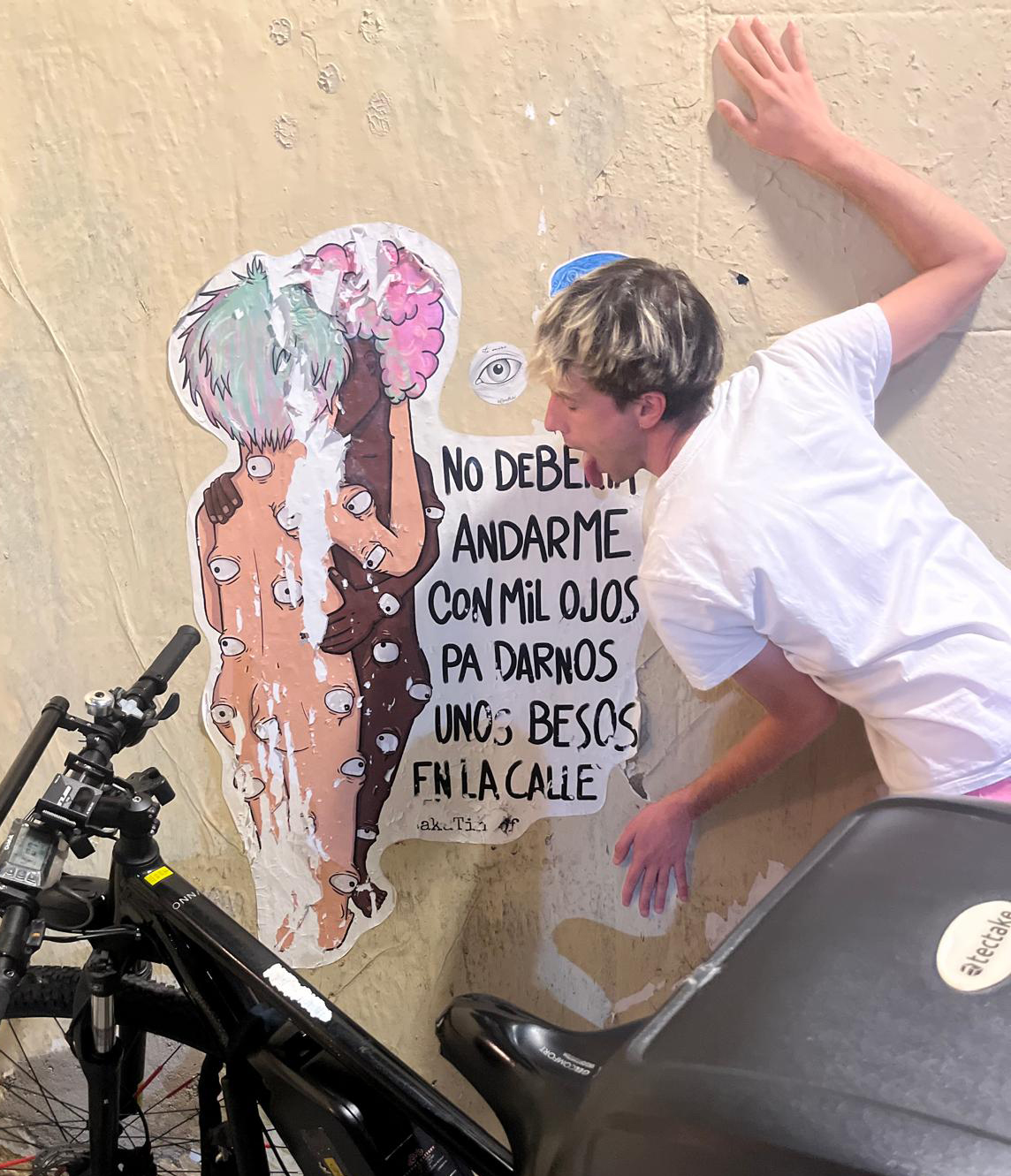 Andarse con mil ojos - Madrid